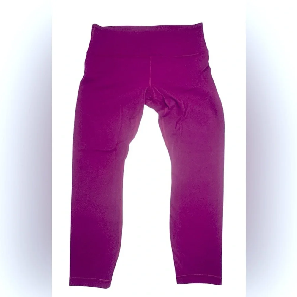 Athleta Capri Leggings.
Size MP‎